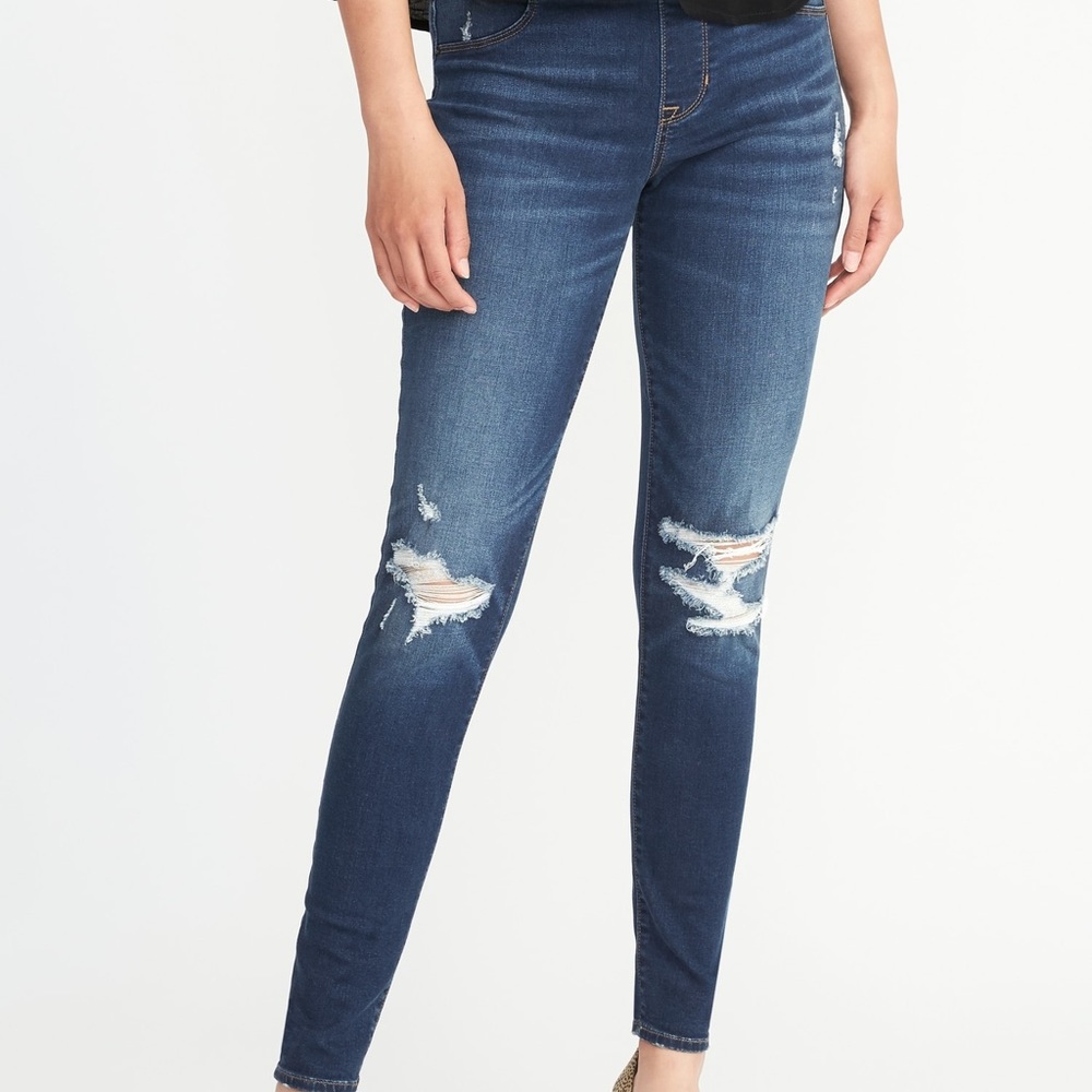 NWT Old Navy “Rockstar Mid-Rise” Jeggings
